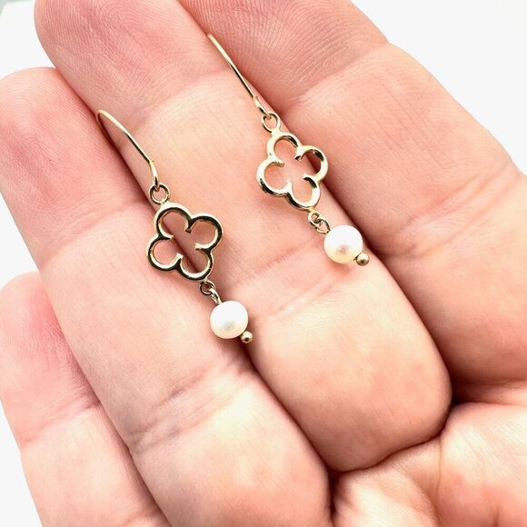 Estate 14K Yellow Gold Womens Earrings Quatrefoil Pearl Chandelier Pierced - Picture 2 of 5
